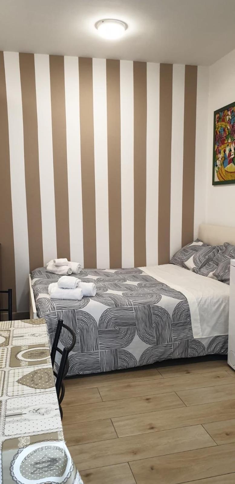 Mini Loft - Bari Centro - A Due Passi Dal Mare Apartment Exterior photo